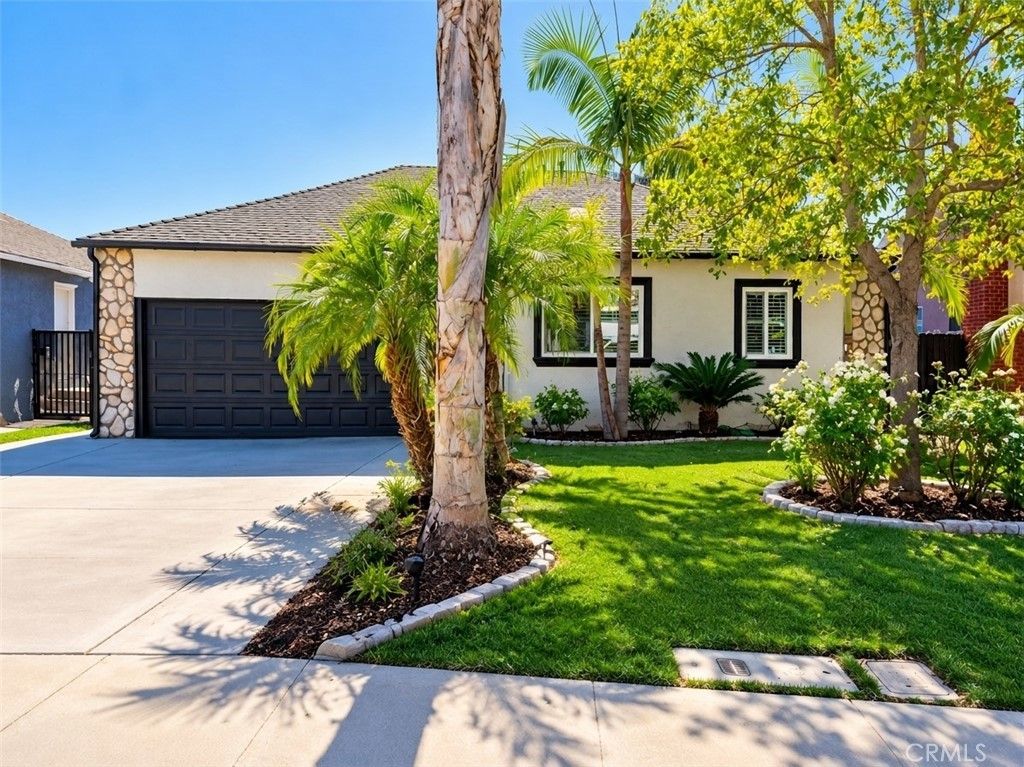 10838 Floral, Whittier