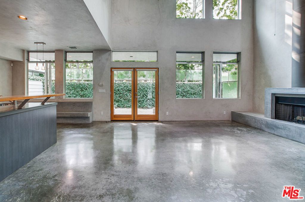538 Broadway Street # 1, Venice