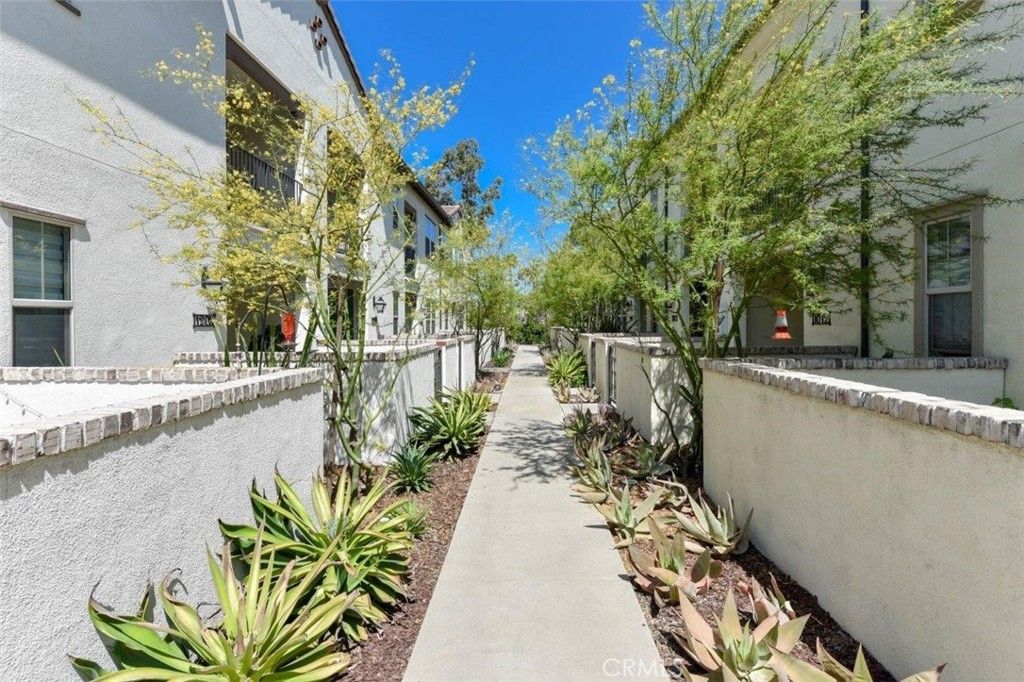 1012 El Paseo, Lake Forest