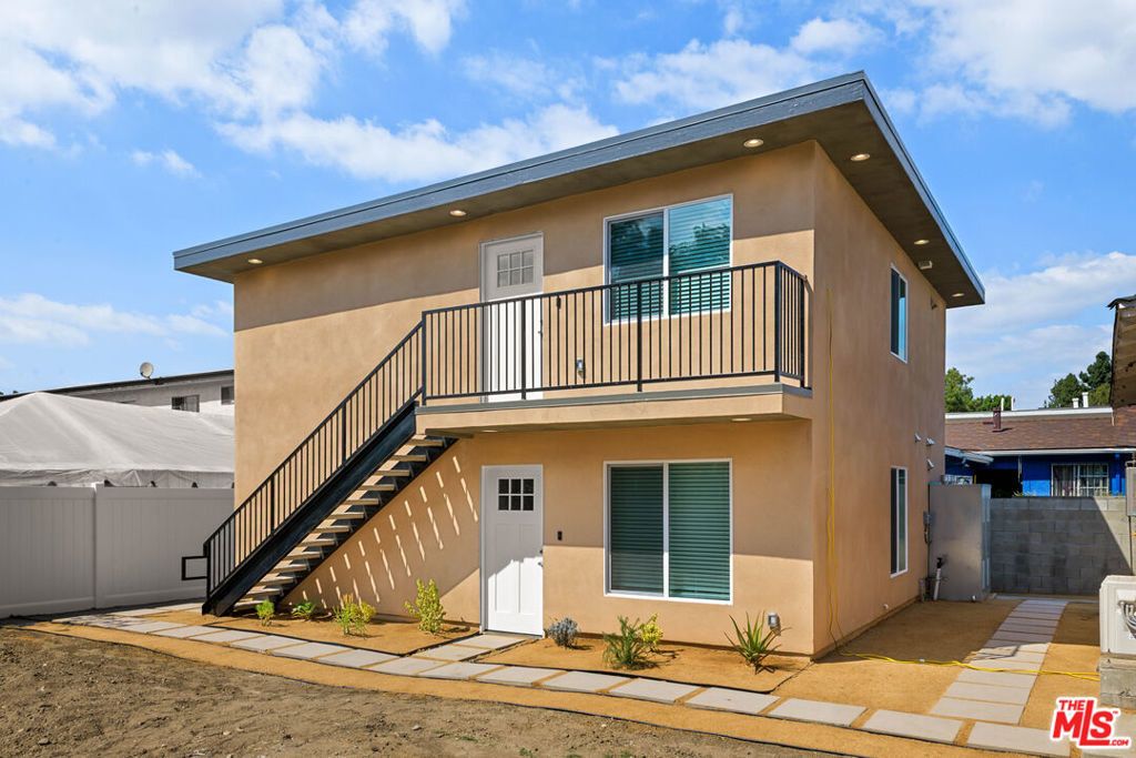 340 1/2 S. Avenue 56, Los Angeles