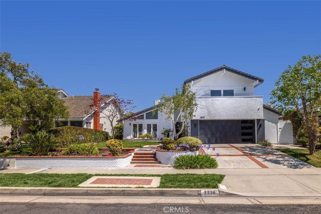 3834 Mistral, Huntington Beach