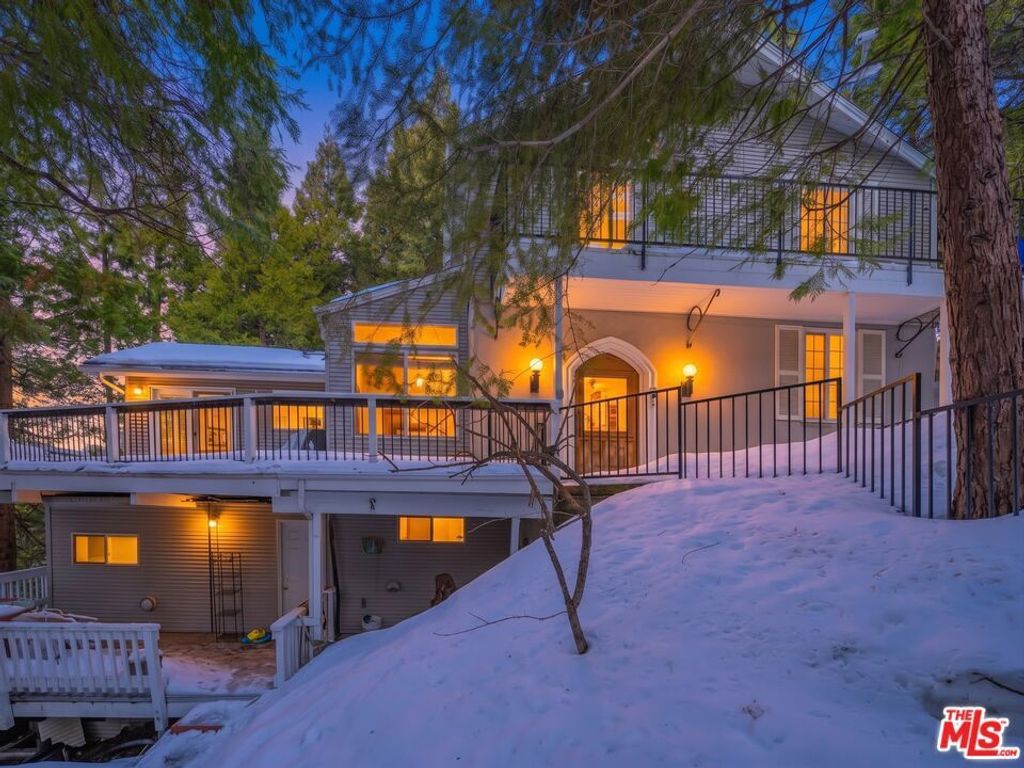 233 Corona Circle, Lake Arrowhead