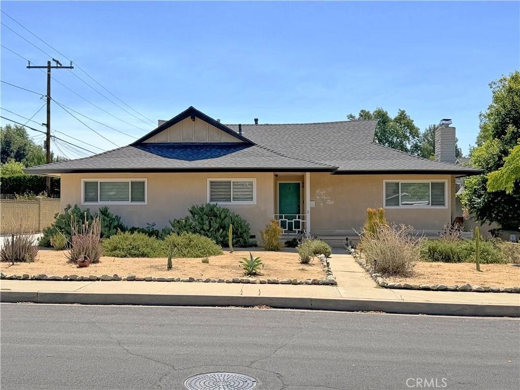 840 Northwestern, Claremont