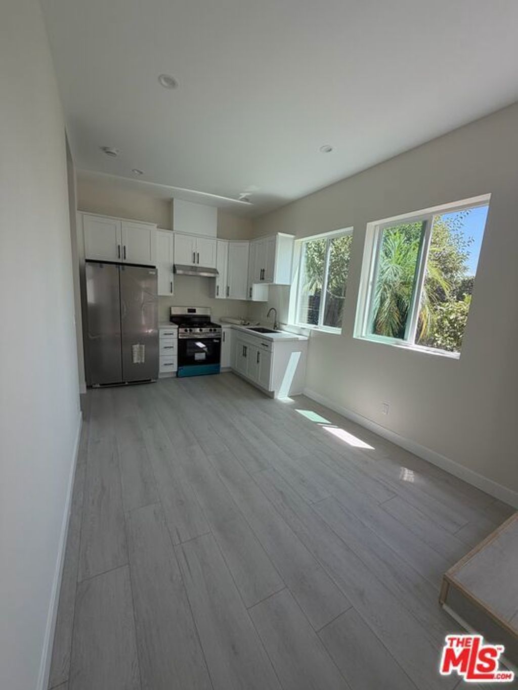10399 Rubio Avenue, Granada Hills