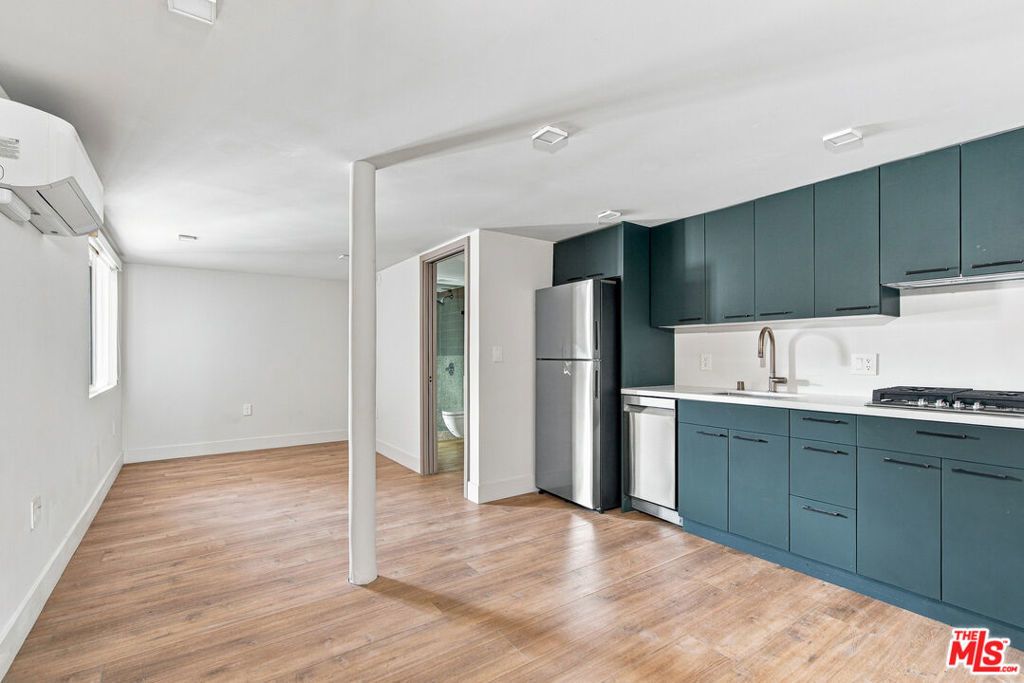 12425 Texas Avenue # 9, Los Angeles