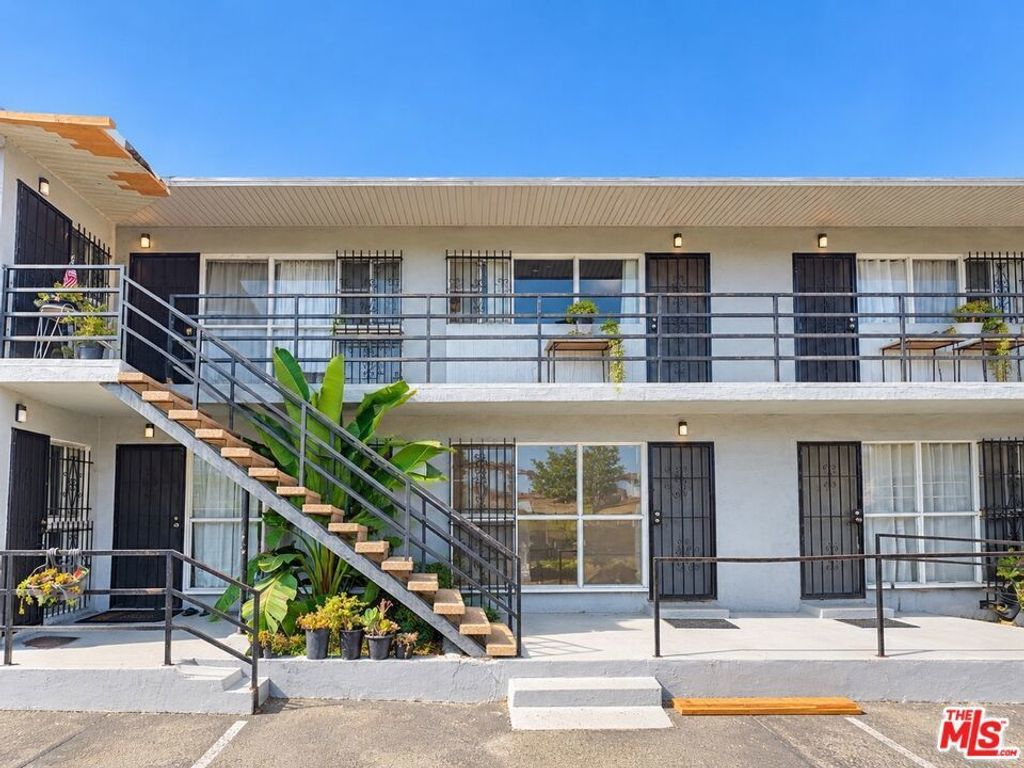 710 N Market Street # 2, Inglewood