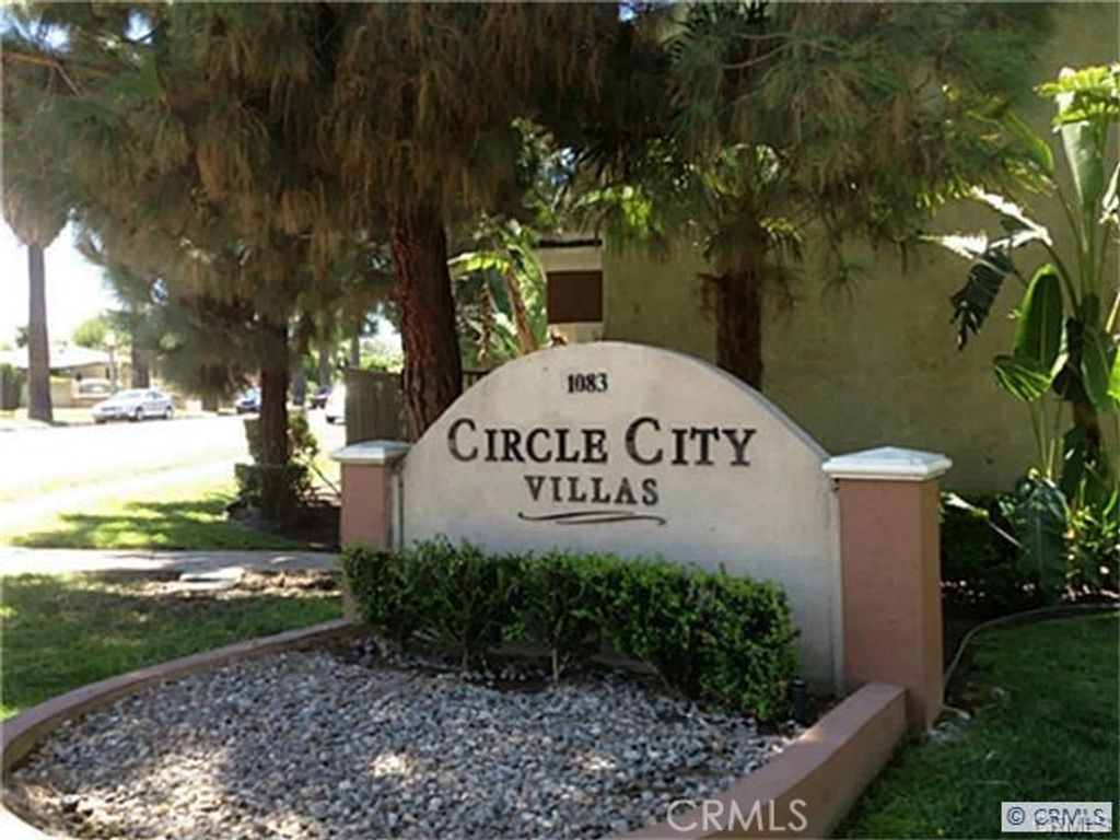 1087 Circle City, Corona