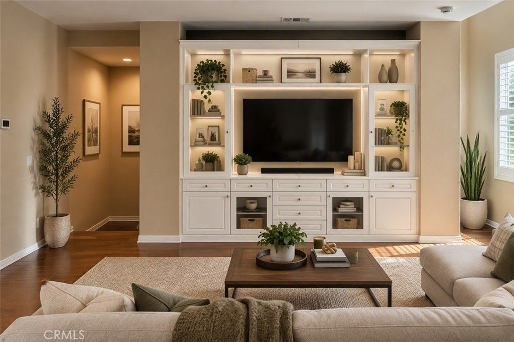 11 Wesley, Mission Viejo