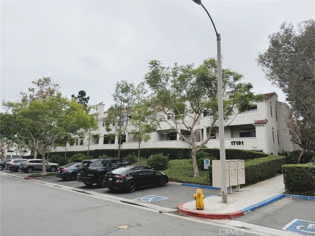 17191 Corbina Lane # 102, Huntington Beach
