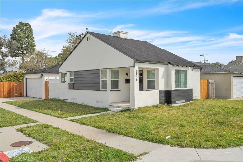 2101 E 63rd St, Long Beach