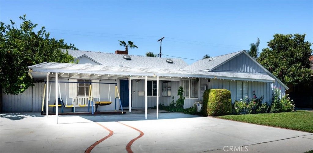 17443 Elkwood, Northridge