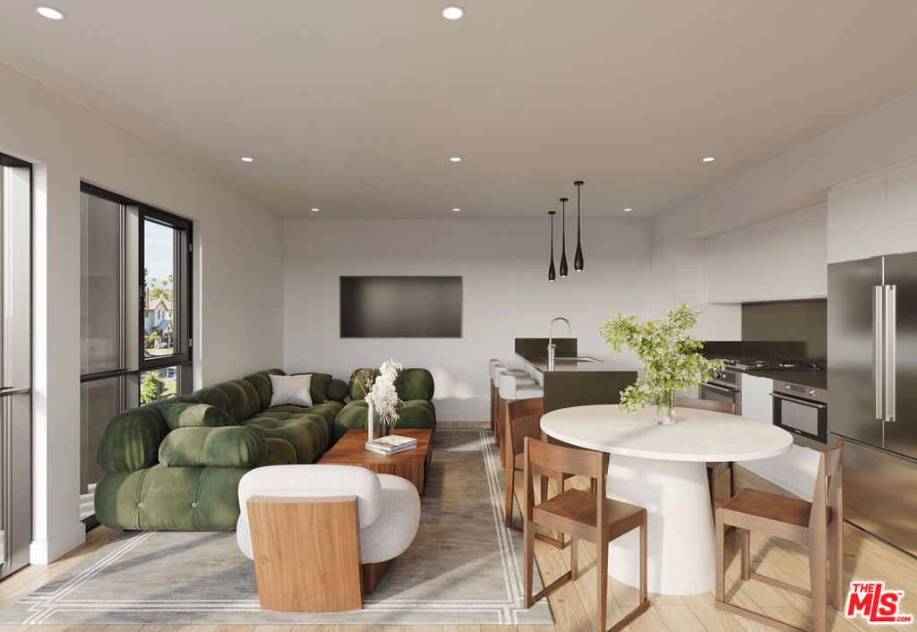 1245 N Formosa Avenue # A, West Hollywood