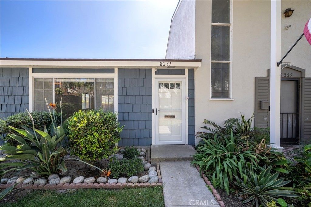 8231 Deerfield Drive, Huntington Beach