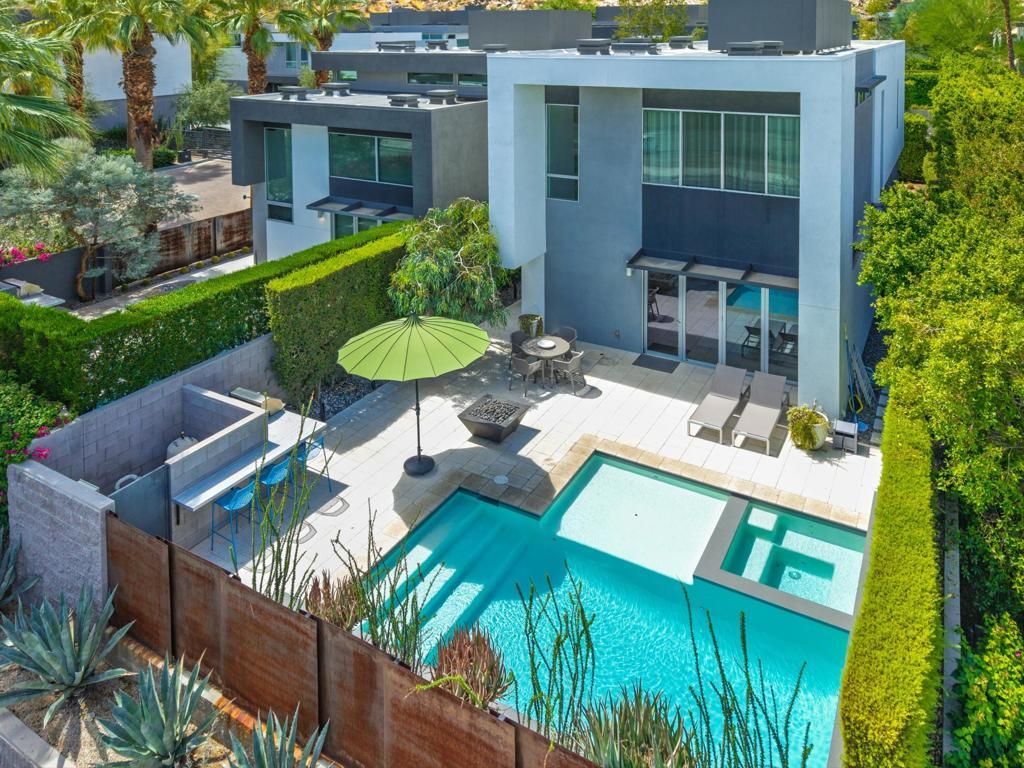 1000 Surrey Lane, Palm Springs
