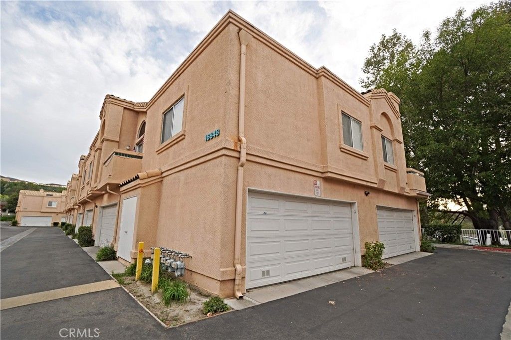 18848 Vista Del Canon # B, Newhall