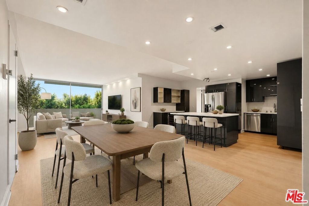 10433 Wilshire Boulevard # 407, Los Angeles