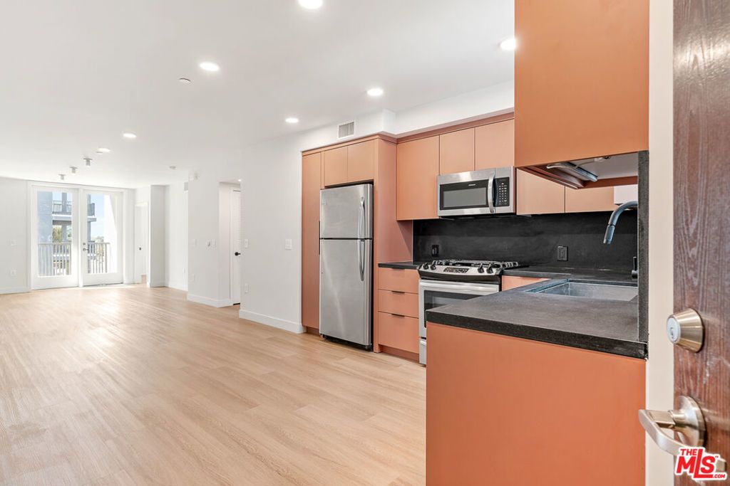 10601 Washington Boulevard # 514, Los Angeles
