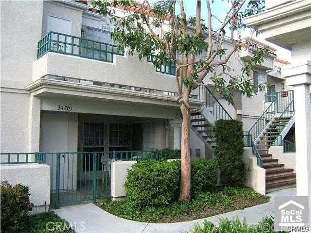 24505 Mozer, Laguna Niguel