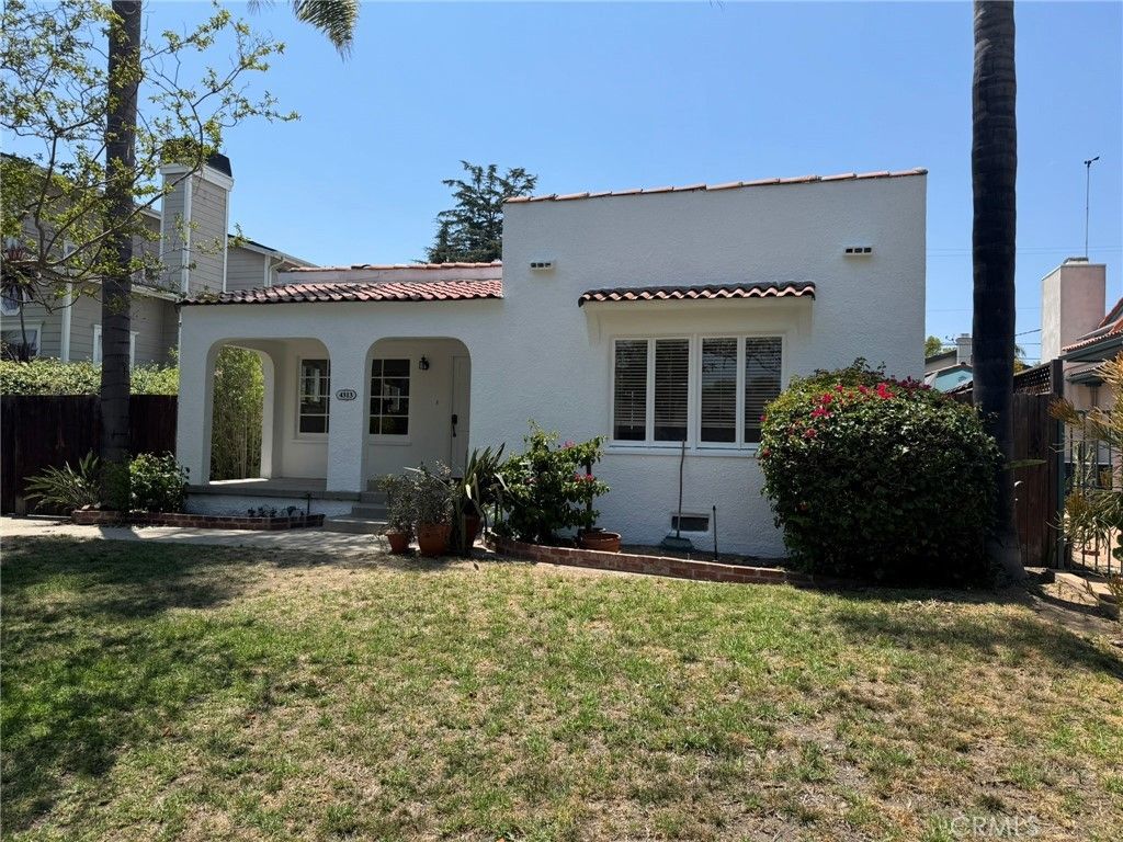 4313 Shadyglade Avenue, Studio City