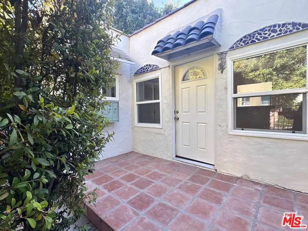 2107 Vine Street, Los Angeles