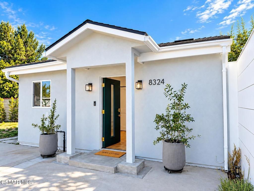 8324 Bardwell Avenue, Panorama City