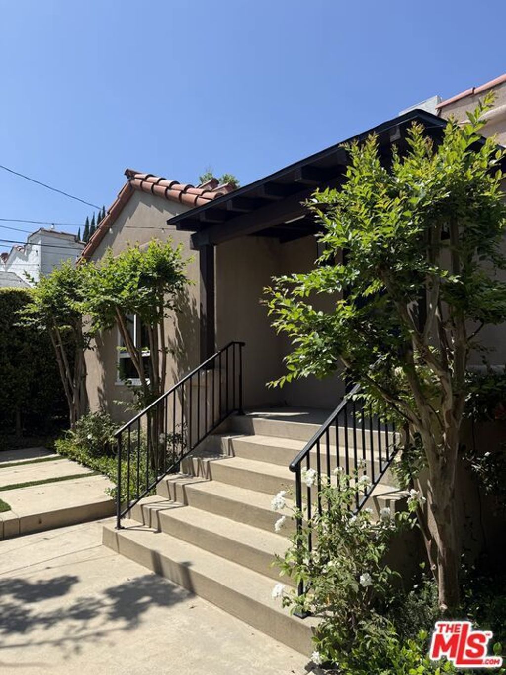 9001 Phyllis Avenue, West Hollywood