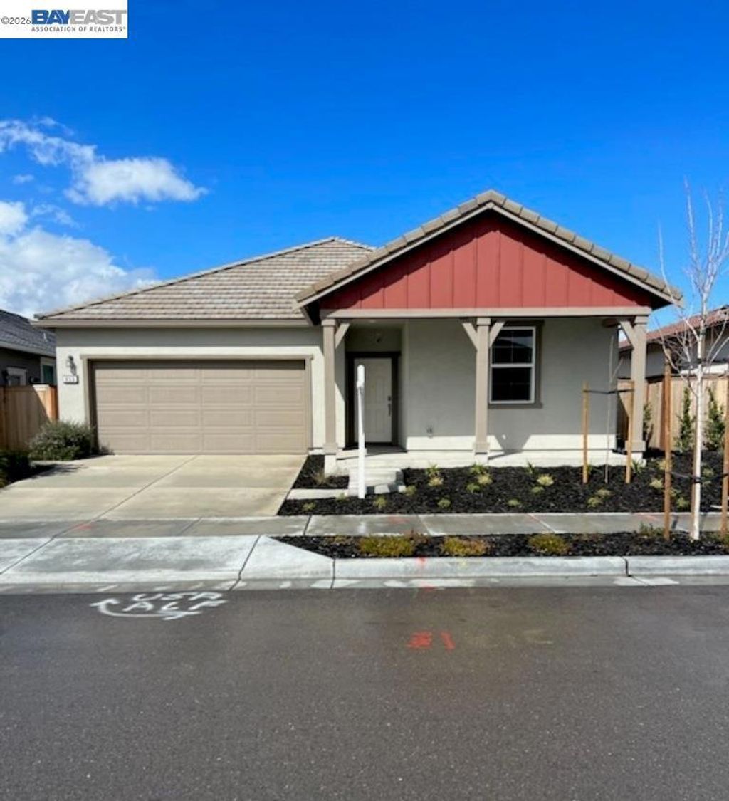 923 Osprey Dr, Lathrop