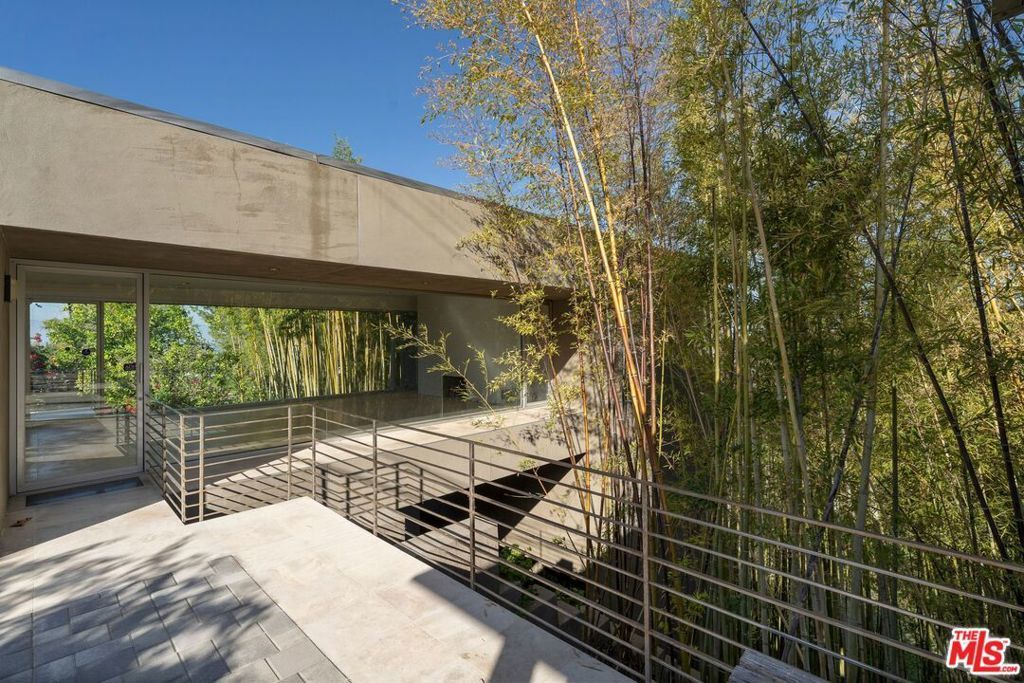 3944 Cody Road, Sherman Oaks