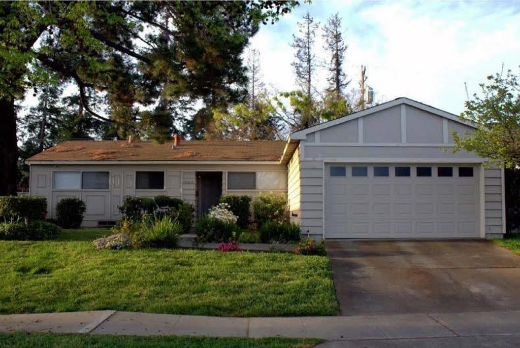 19960 Pear Tree Lane, Cupertino