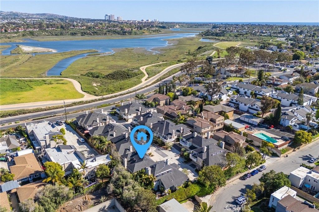 2463 Irvine # C1, Costa Mesa