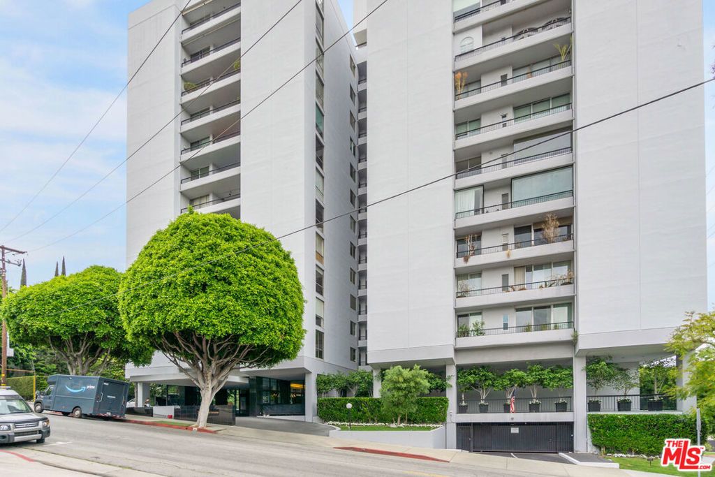 1100 Alta Loma Road # 804, West Hollywood