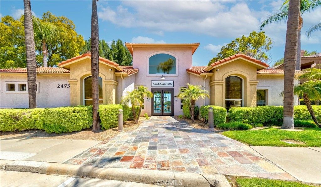 2400 Del Mar Way #207, Corona