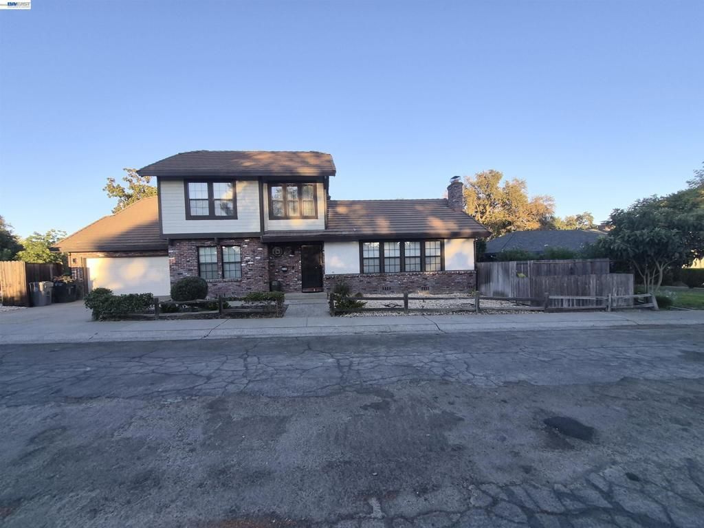 2030 Edgewater, Sacramento