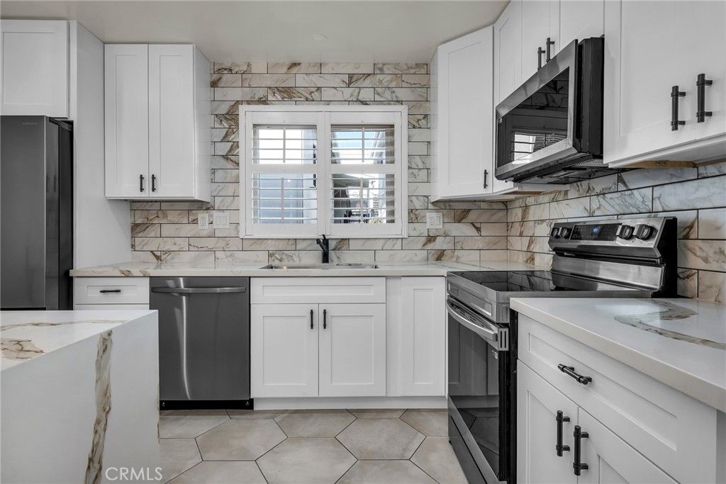 1155 11th Street # 15, Manhattan Beach