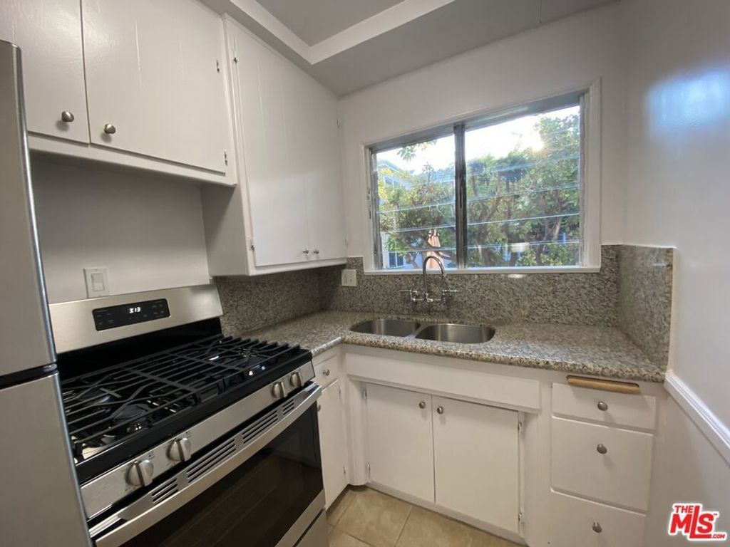 228 Idaho Avenue # 228-3, Santa Monica