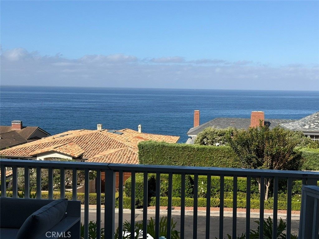 35 N N La Senda, Laguna Beach