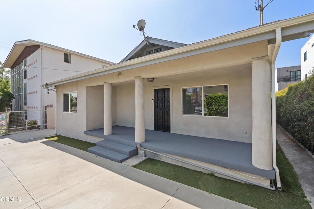 1209 N Kingsley Drive, Los Angeles