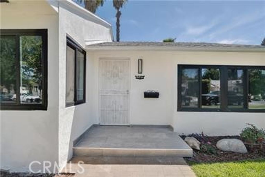 18234 Sugarman, Tarzana