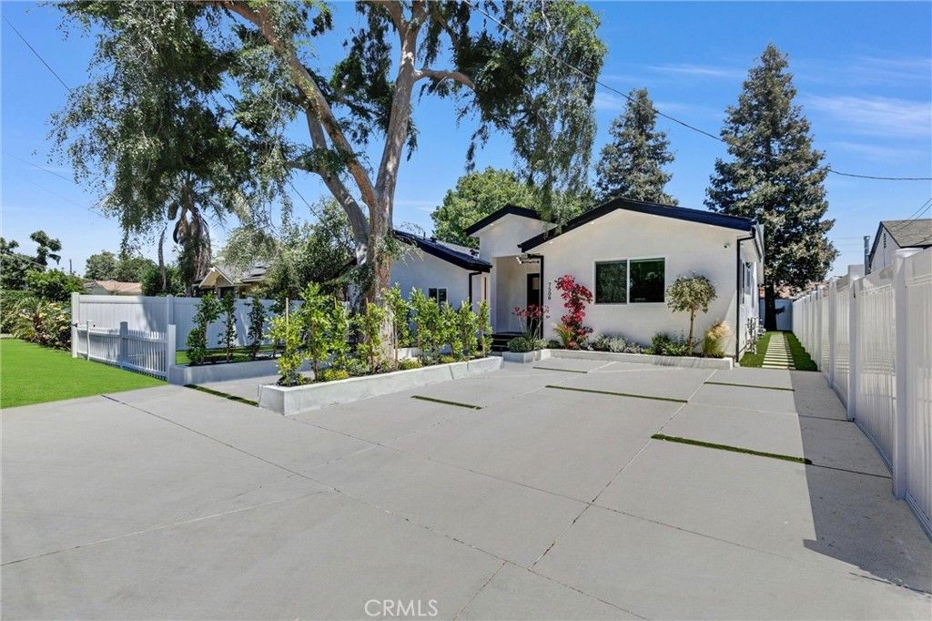 7508 Claire Avenue, Reseda