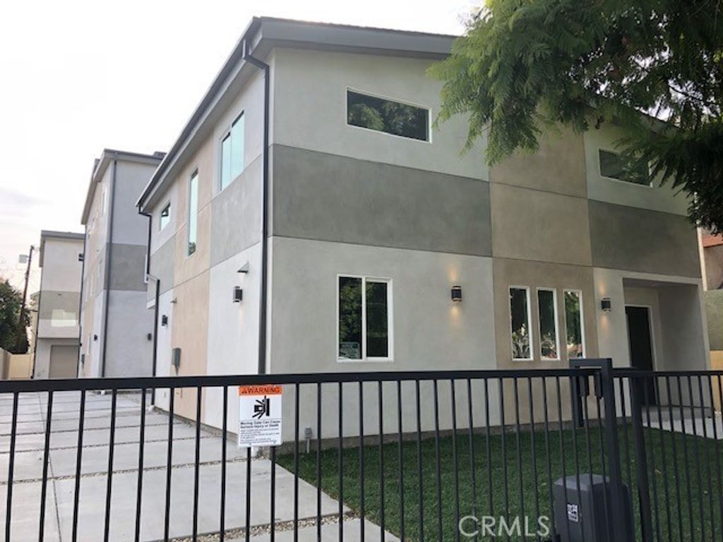 14124 Sylvan Street # 1/2, Van Nuys