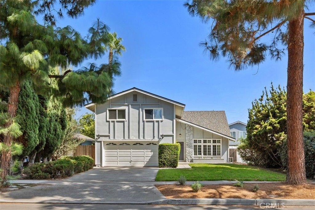1851 Roanoke, Tustin