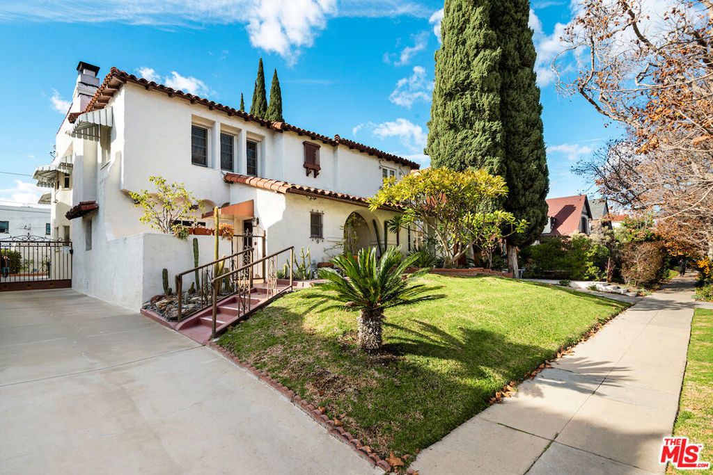119 N Orange Drive, Los Angeles