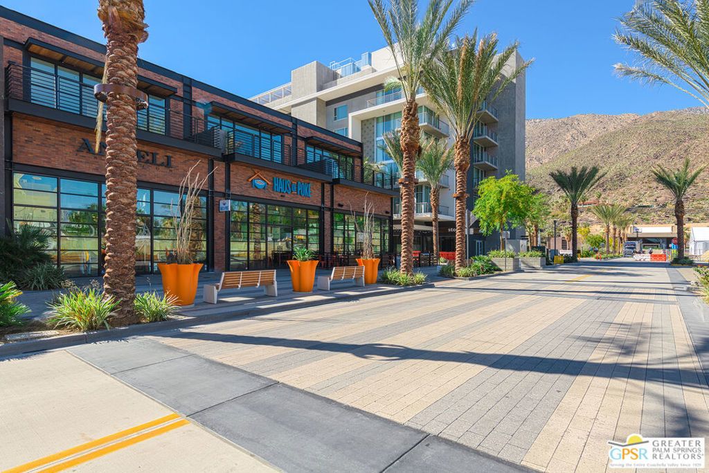 111 N Palm Canyon Drive # 202, Palm Springs