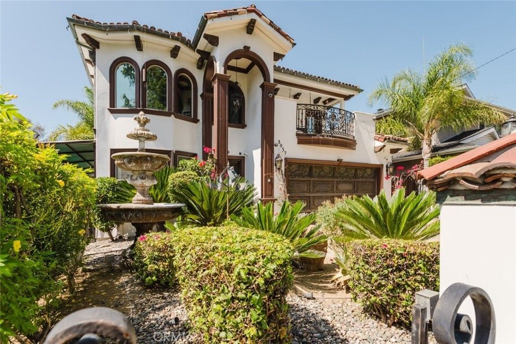 3057 N Naomi Street, Burbank