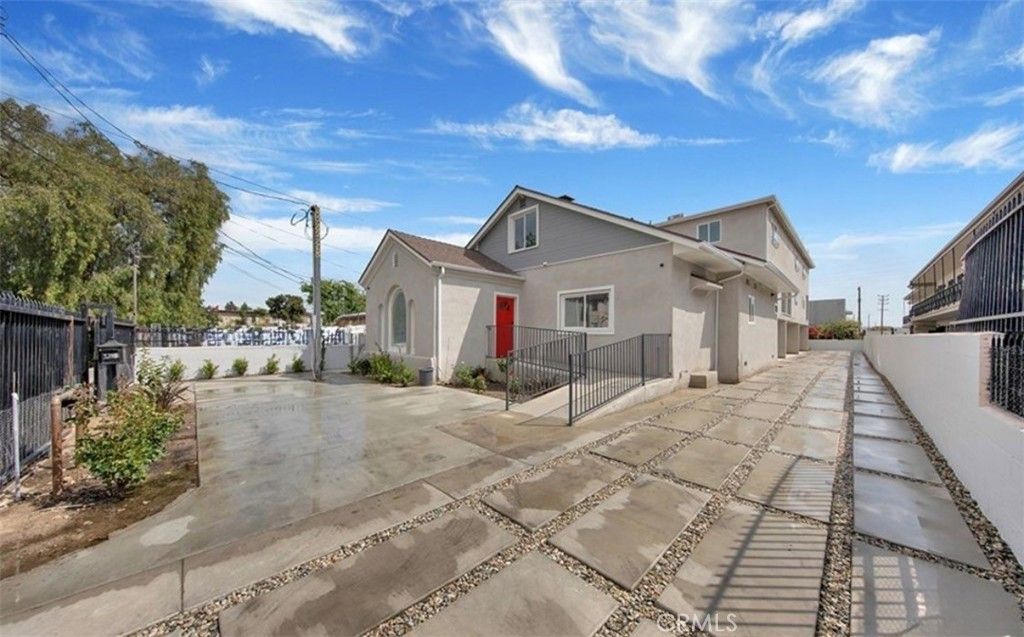 12000 Runnymede St # 3c, North Hollywood