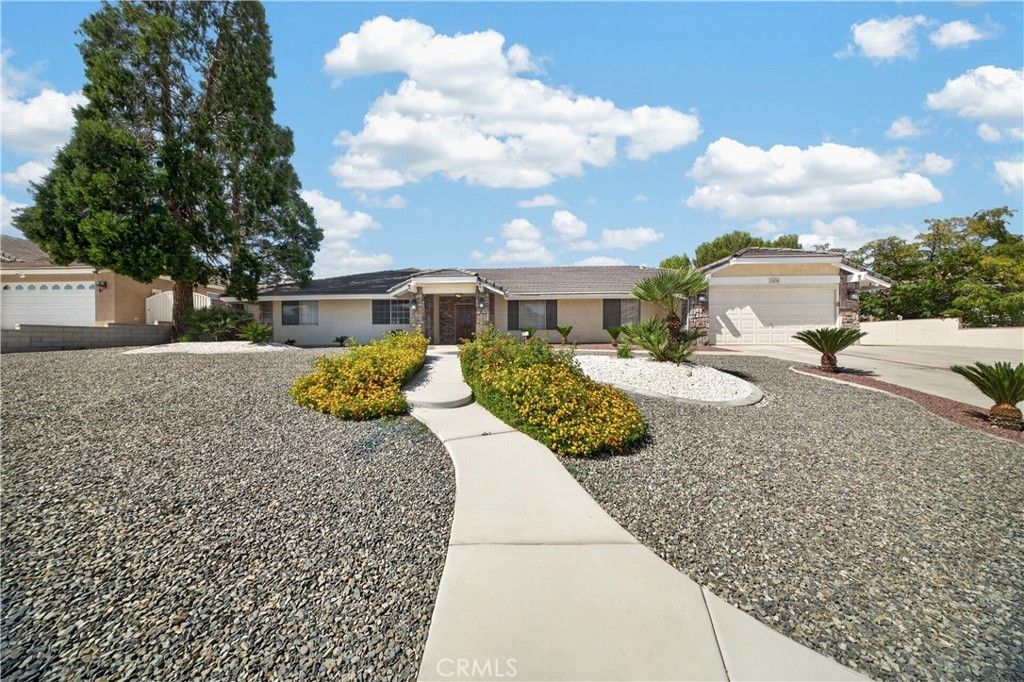 13690 Hidden Valley Road, Victorville