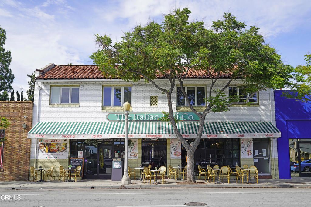 1615 1/2 E Washington Boulevard, Pasadena