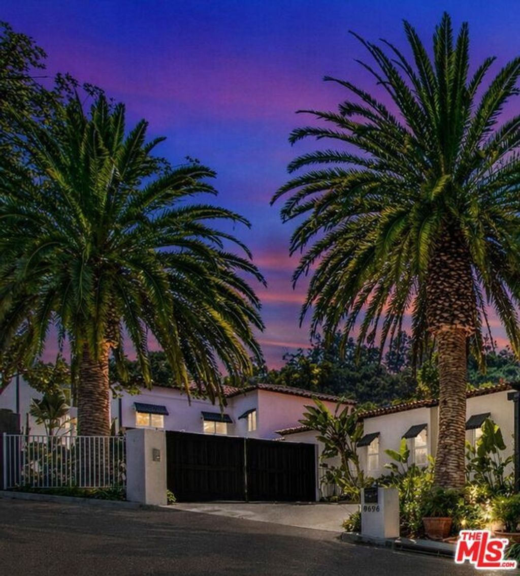 N/A, Beverly Hills
