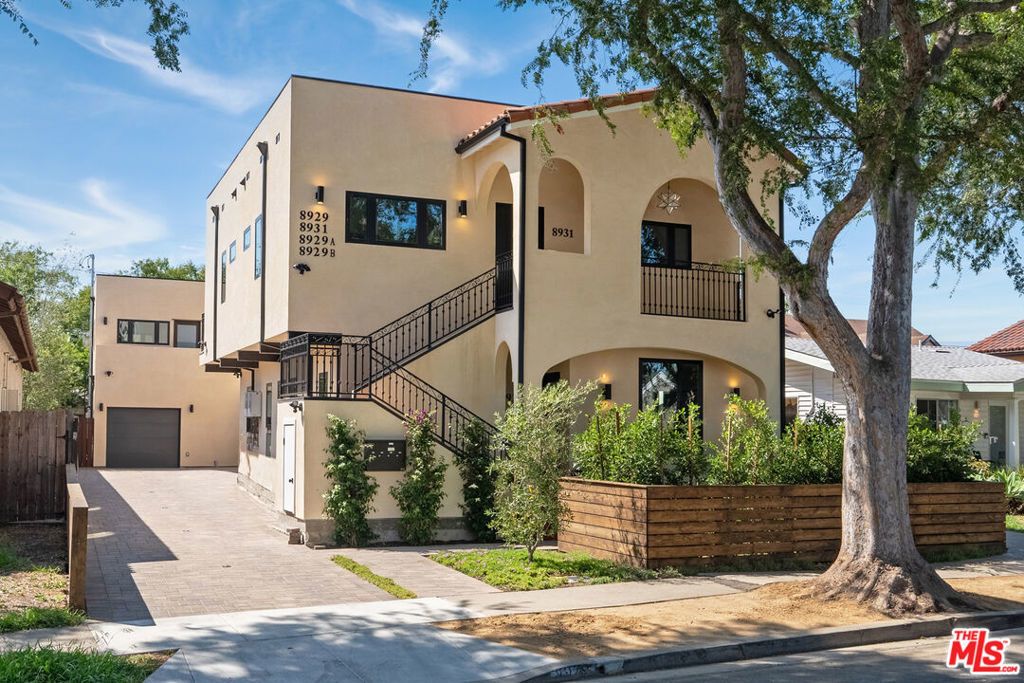 8929 Hubbard Street, Culver City