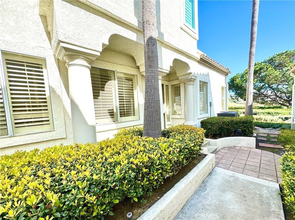 50 Tennis Villas Drive, Dana Point